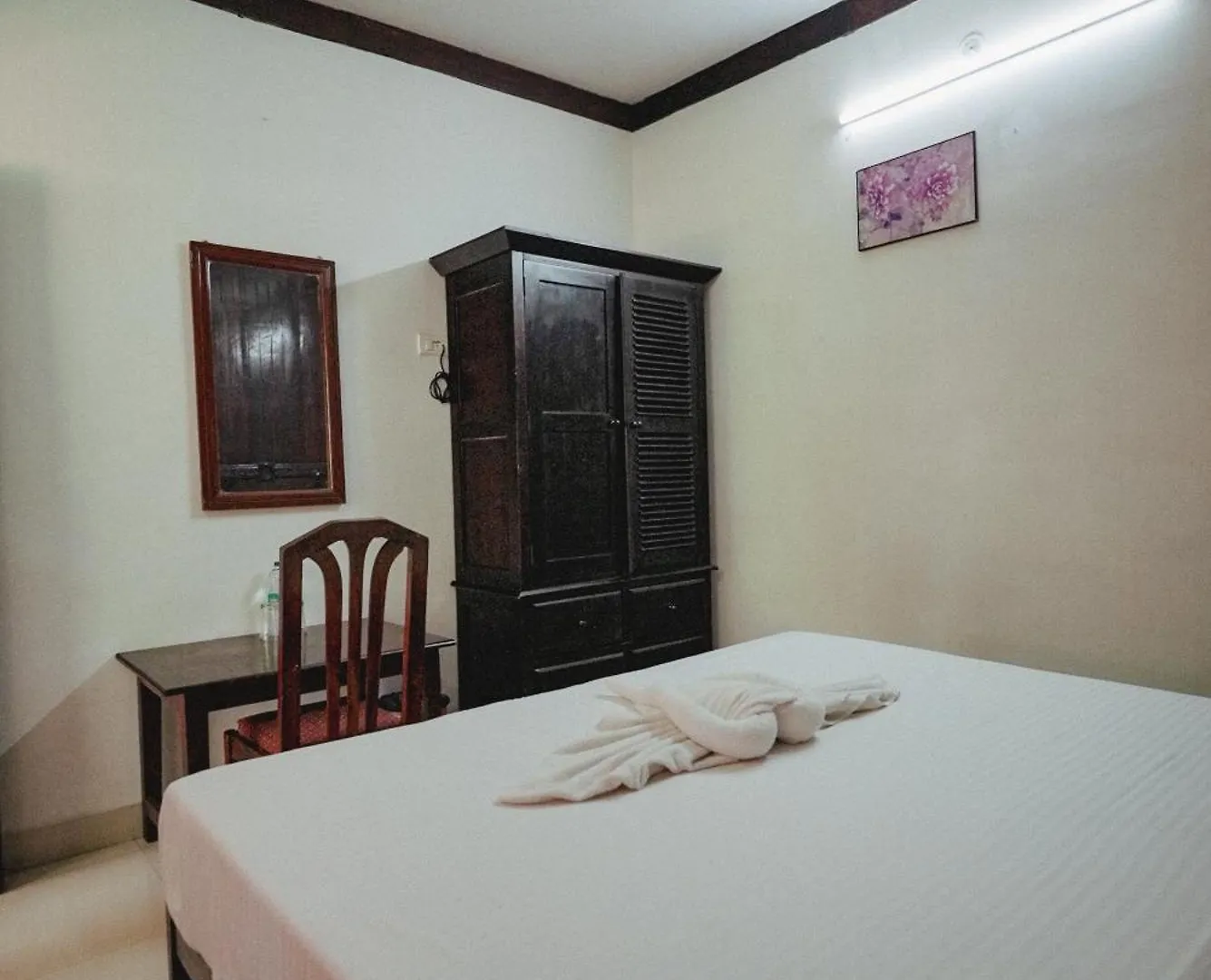 Raja Park Beach Resort Varkala