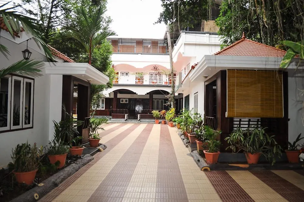 Raja Park Beach Resort Varkala 2*,