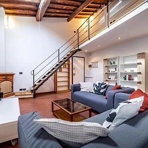Apartment Yid Vellutini 
