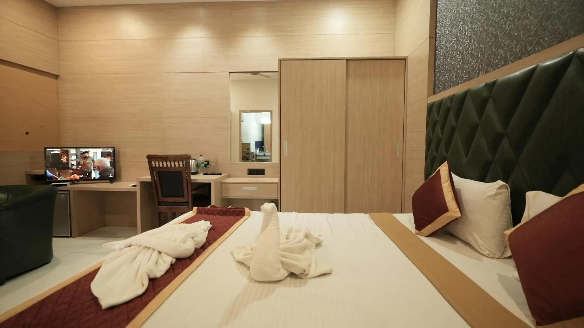 Raja Park Beach Resort Varkala
